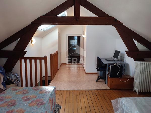 MAISON DOLE PROCHE GARE.  156 m2 + extérieur + garage + parking + cave