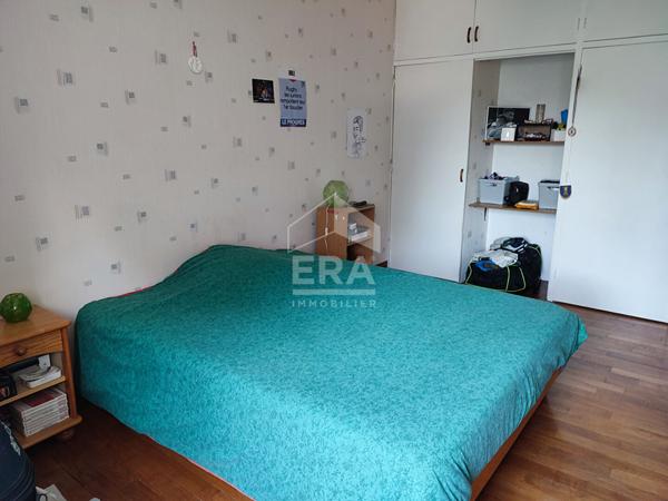 MAISON DOLE PROCHE GARE.  156 m2 + extérieur + garage + parking + cave