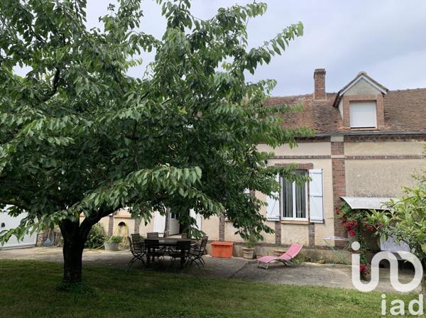 Maison à vendre 11 pièces 300 m² Thorigny-sur-Oreuse