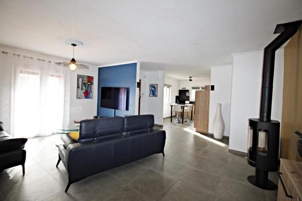 Maison rénovée 3 chambres jardin et grand garage