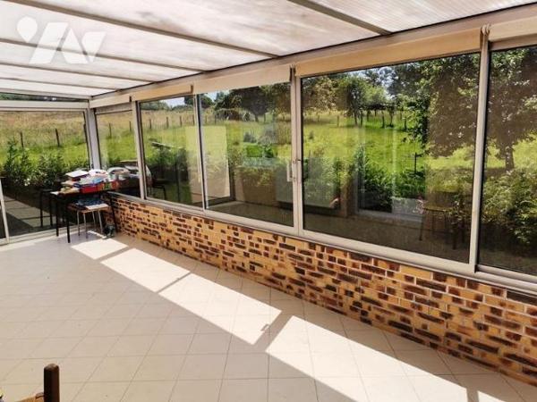 Ancien corps de ferme sur 1ha de terrain 5 chambres