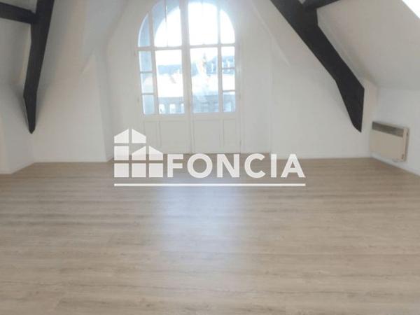 Location Appartement 4 pièces 72.37 m² - 23 RUE DE LA REPUBLIQUE Pontacq 64530