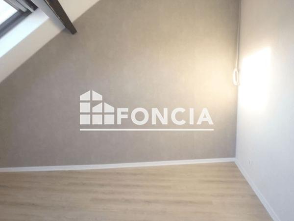 Location Appartement 4 pièces 72.37 m² - 23 RUE DE LA REPUBLIQUE Pontacq 64530