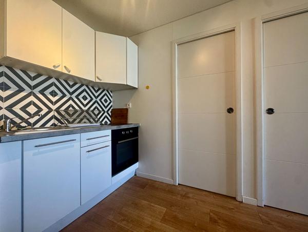 Appartement Evry 2 pièce(s) à EVRY ( 91000 )