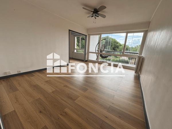 Location Appartement 3 pièces 81.5 m² - 13 RUE DES CHALETS LOT 31 Evreux 27000