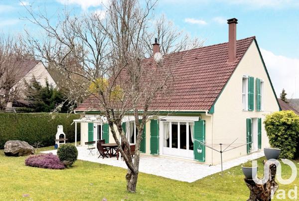 Maison 6 pièces de 145 m² à Boissise-le-Roi (77310)