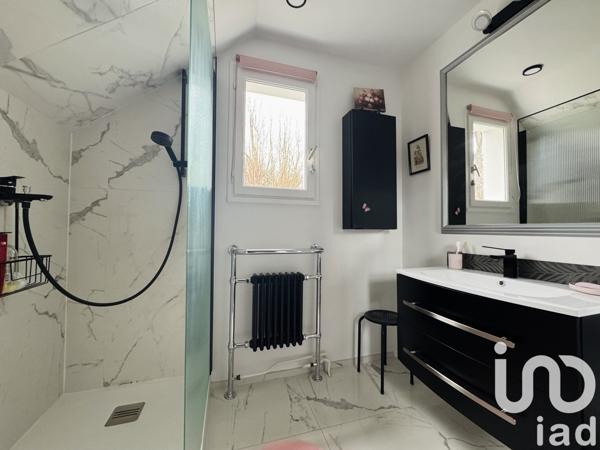 Maison 6 pièces de 145 m² à Boissise-le-Roi (77310)