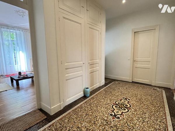 Grenoble – Boulevard Gambetta – Élégant 4 pièces dans bel haussmannien
