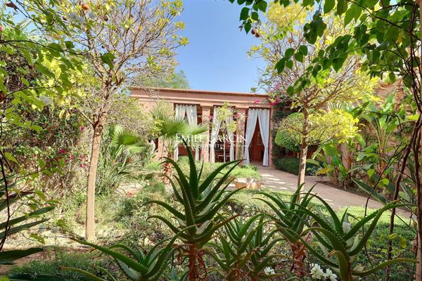 À vendre villa de charme dans un domaine à Marrakech