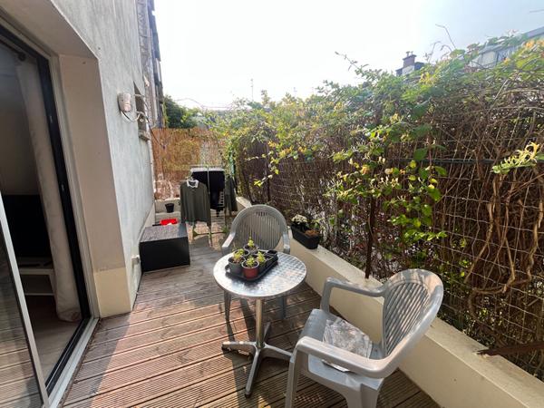 Très beau studio avec terrasse Butte Bergeyre