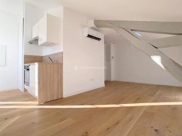 Location                                                      Appartement
                        
                     1 pièces                      17 m2                     à Albi