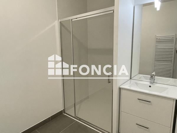 Location Appartement 3 pièces 62.2 m² - RUE DE CHAVANNES Chartres 28000
