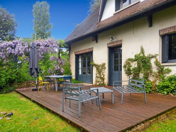 10 min Gare Saint Lazare!