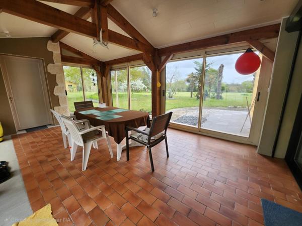 Grande maison sur magnifique terrain boisé