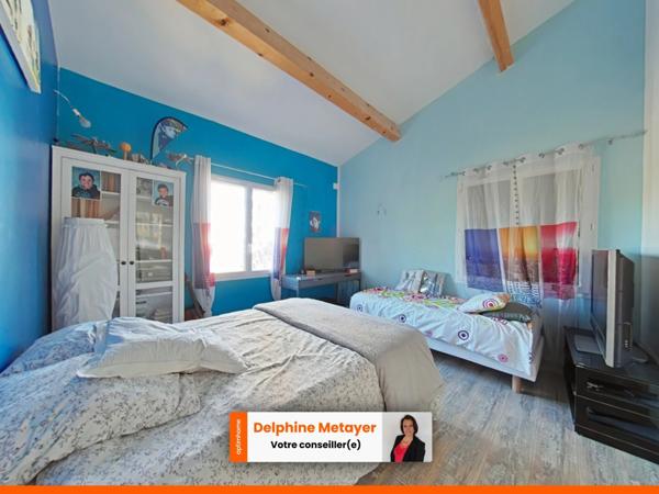 Ensemble immobilier de charme, 2 maisons, 240 m² habitables, terrain 2 400 m² avec piscine