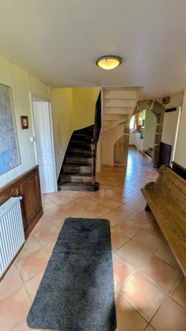Grande maison en pierres de 265 m² – 8 chambres – Fort potentiel d’accueil – Idéal gîte ou grande famille