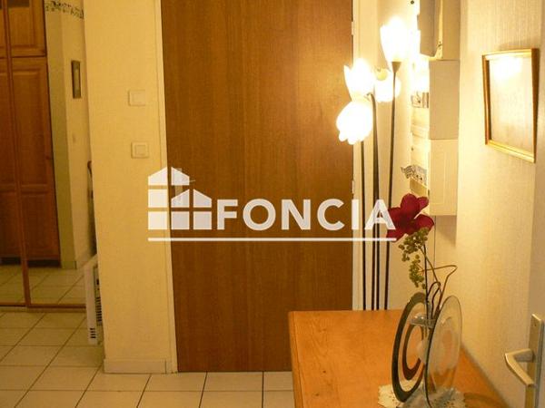 Location Local commercial 1 pièce 33.35 m² - 14 rue du 8 Mai 1945 La Queue-en-brie 94510