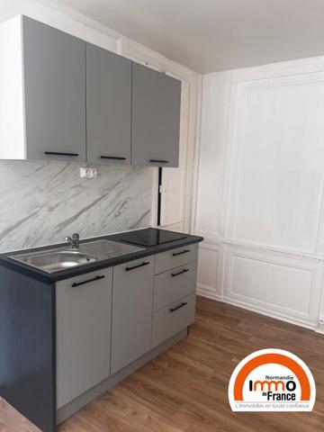 ROUEN PROCHE DE LA GARE - F1 meublé de 21,30 m²