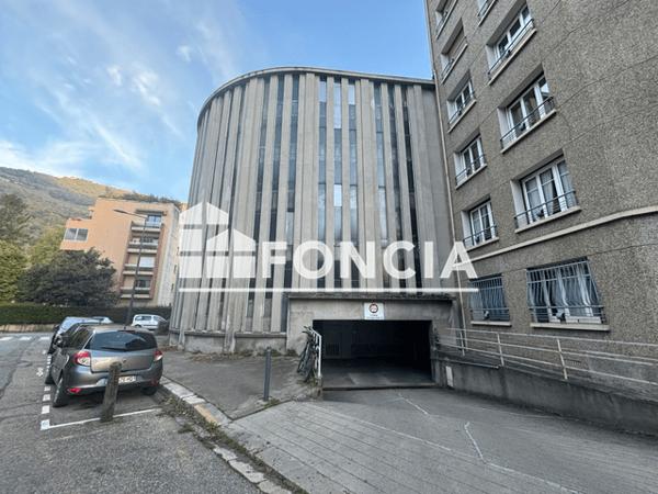 Location Parking 16 m² - LE METEOR Grenoble 38000