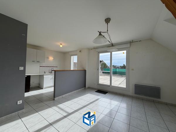 APPARTEMENT T3 DERNIER ÉTAGE AVEC TERRASSE DE 80M2 ET PLACE DE PARKING EN SOUS-SOL