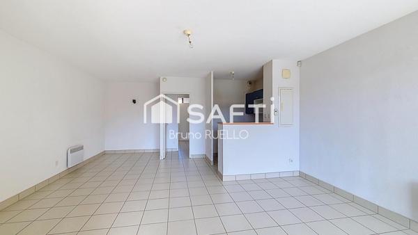 Appartement T2 avec Loggia et Parking - Centre Village