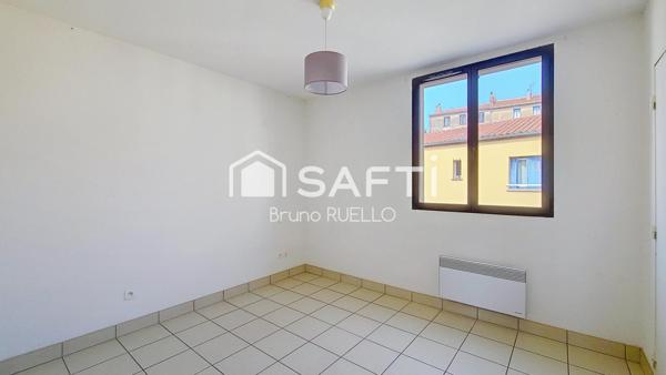 Appartement T2 avec Loggia et Parking - Centre Village