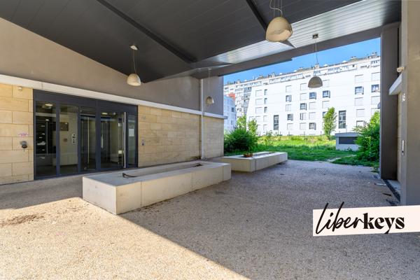Appartement F4 de 73m² avec balcon et Parking immeuble récent à Bondy 93140