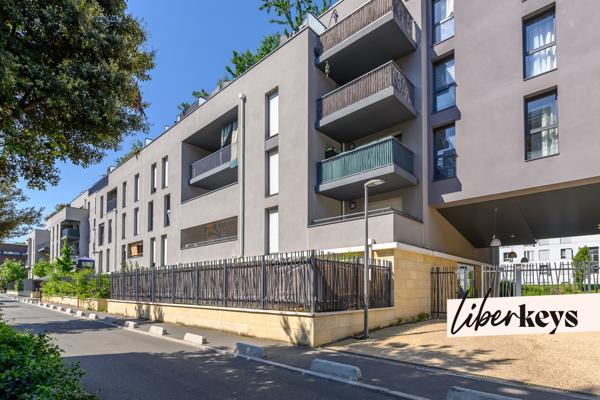 Appartement F4 de 73m² avec balcon et Parking immeuble récent à Bondy 93140