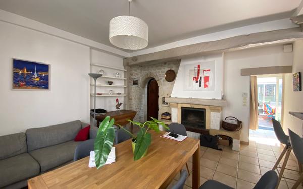 Maison à vendre    5 pièces •  Rochefort