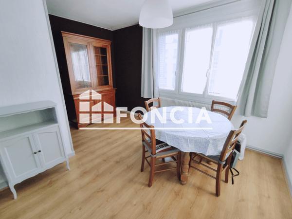 Location Appartement meublé 3 pièces 58.11 m² - 12 SQUARE DES FUSILLES Grenoble 38000