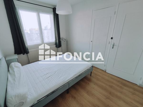 Location Appartement meublé 3 pièces 58.11 m² - 12 SQUARE DES FUSILLES Grenoble 38000