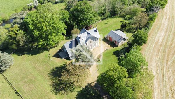 ÉLÉGANTE MAISON BOURGEOISE ET SON PARC EN BORDURE DE RIVIÈRE