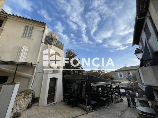 Location Appartement 2 pièces 44.85 m² - 7 RUE DROITE Le Castellet 83330