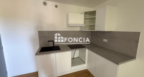Location Appartement 3 pièces 71.6 m² - Carpentras 84200