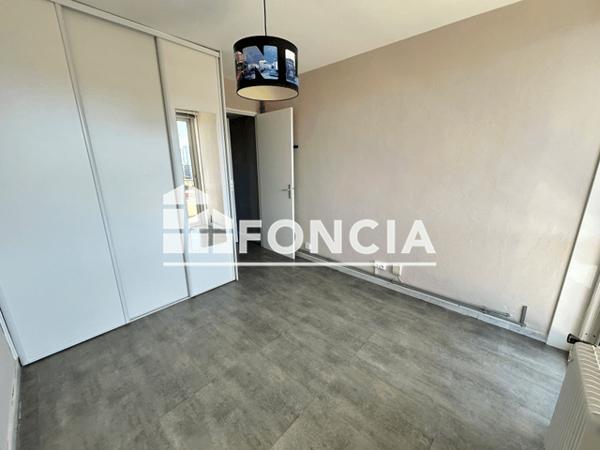 Location Appartement 4 pièces 70.7 m² - Marseille 09 13009