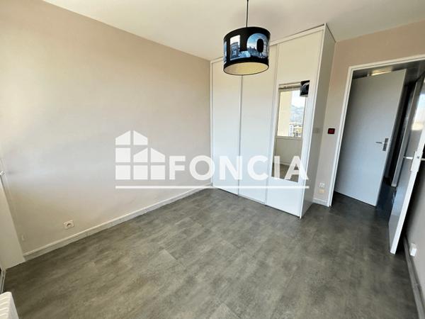 Location Appartement 4 pièces 70.7 m² - Marseille 09 13009