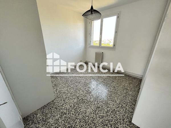 Location Appartement 4 pièces 70.7 m² - Marseille 09 13009