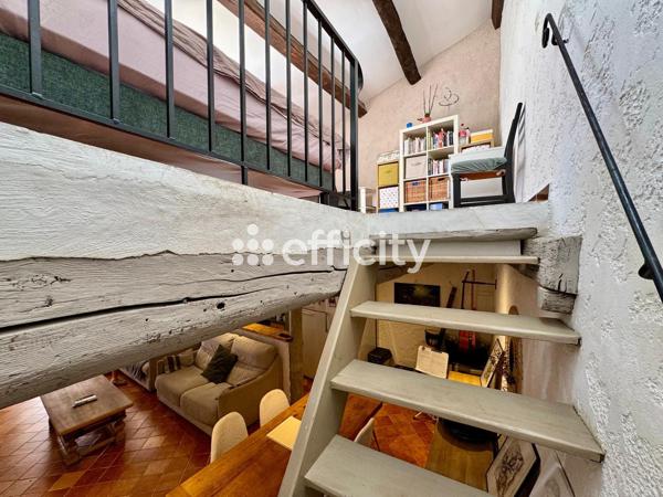 Maison
         3 pièces
        - 81 m² 278 000 € *