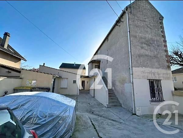 Immeuble à vendre  220 m2 VILLIERS LE BEL - 95