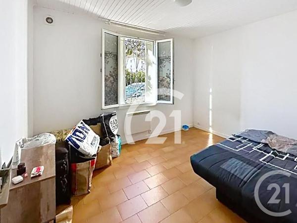 Immeuble à vendre  220 m2 VILLIERS LE BEL - 95