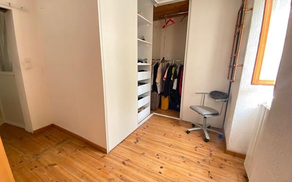 Maison à louer    3 pièces •  Redessan