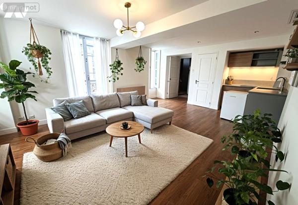 Appartement à vendre à Saintes en Charente-Maritime (17100), ref : 17111-727