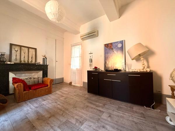 Lodève (34700) EXCLUSIVITÉ – IMMEUBLE DE CARACTÈRE – LODÈVE