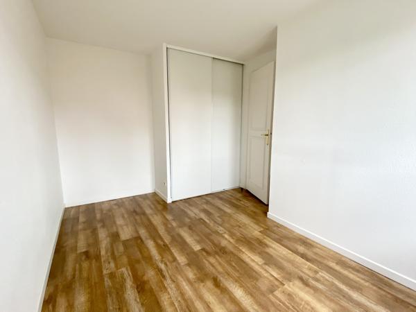 Port Guillaume - Charmant cottage de 3 pièces avec jardin en parfait état !