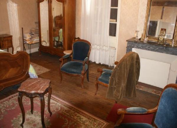 Maison à vendre    6 pièces •    Lectoure