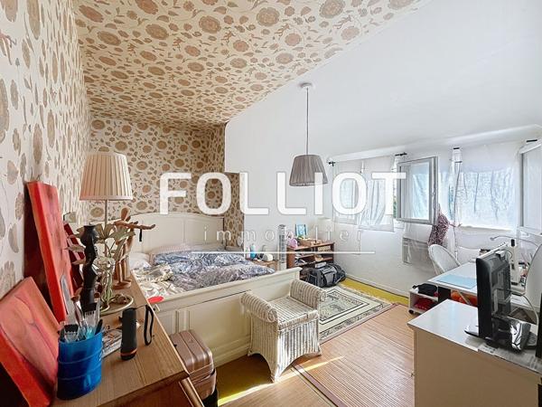 EXCLUSIVITÉ CABINET FOLLIOT BRÉHAL MAISON FAMILIALE AVEC VIE DE PLAIN-PIED À BRÉHAL