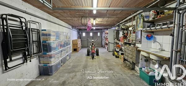 Maison à vendre 7 pièces 219 m² Les Mureaux