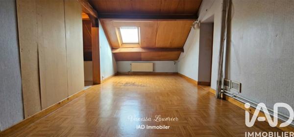 Maison à vendre 7 pièces 219 m² Les Mureaux