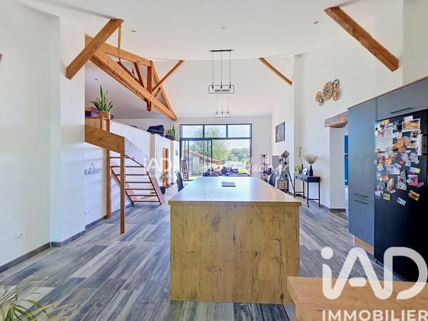 Maison à vendre 4 pièces 155,23 m² Jayat