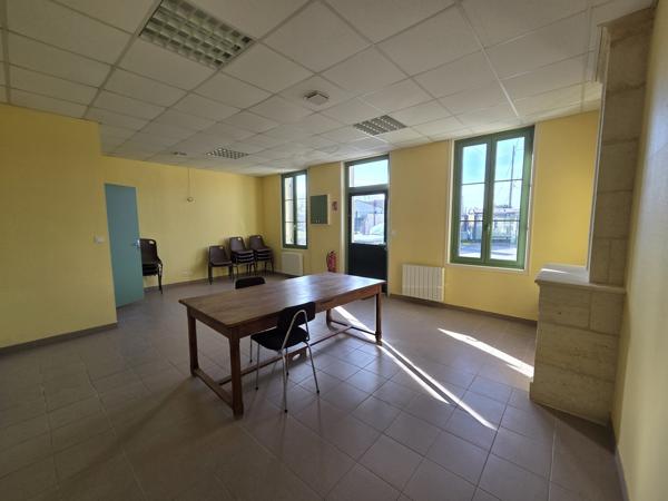LOCAL PROFESSIONNEL - BLESIGNAC